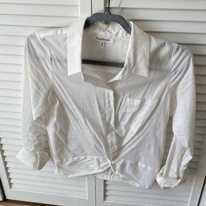 Heartloom White Button-Front Twist Hem Shirt